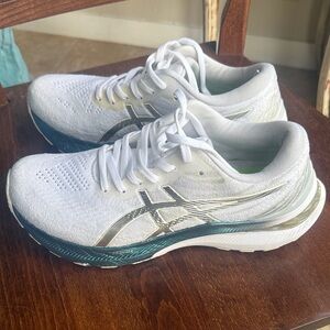 ASICS Women's White and Teal Athletic Shoes size 9